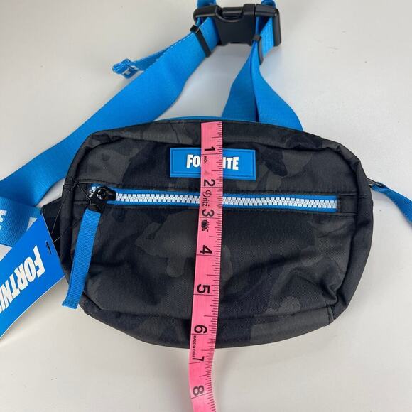 FORTNITE Multiplier NEW Waist Bag Black Blue Adjustable Functional Fanny Pack - Picture 10 of 10